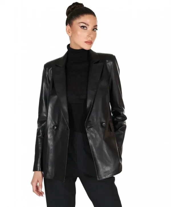 Black double-breasted leather blazer button closure - Image 3